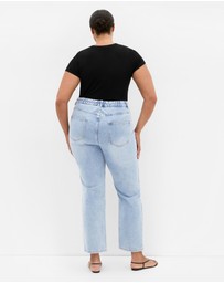 City Chic - Plus size Harley Fit Hanna Straight Leg Regular Jean - light wash