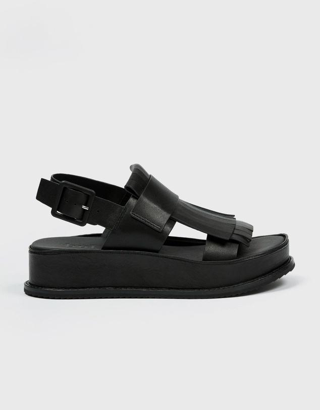 bul - Ha Sandal