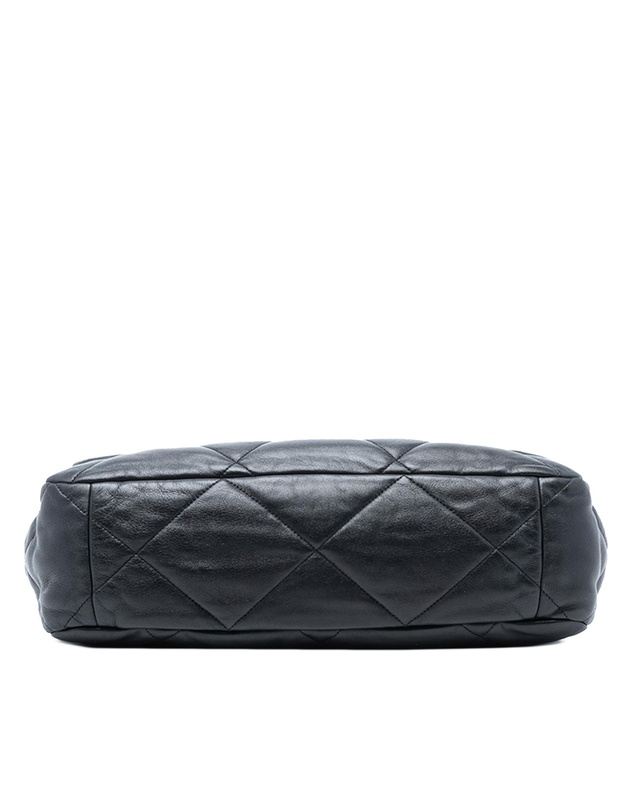 Pre-Loved by Azura Reborn - Pre-Loved Maxi Lambskin 19 Flap