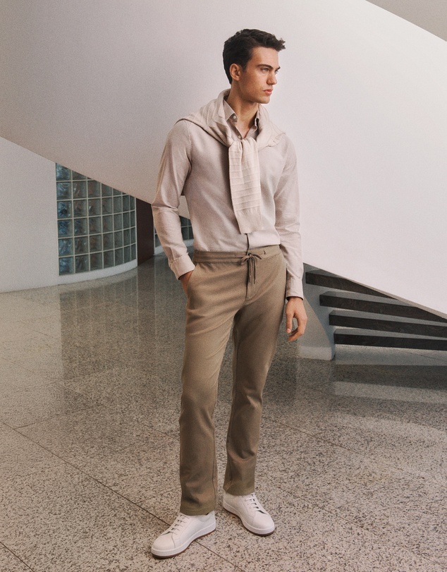 Trenery - Soft Drawcord Chino in Clove