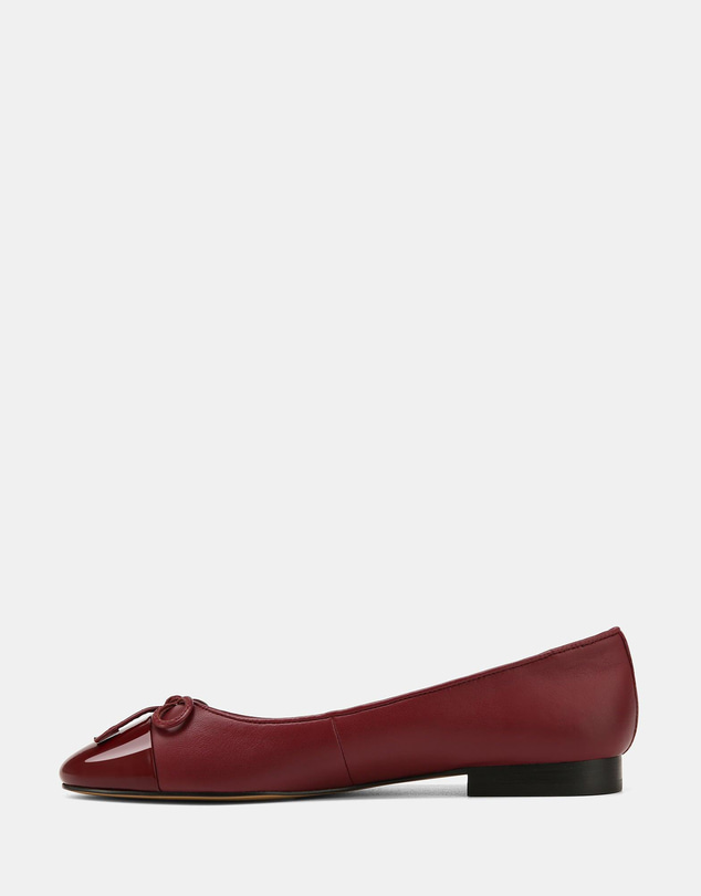 Wittner - Amelia Casual Flats Wine Leather