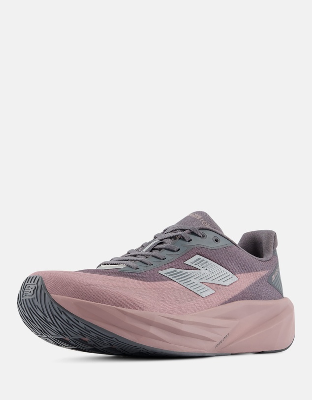 New Balance - FuelCell Rebel v5 (Wide Fit) - Men's
