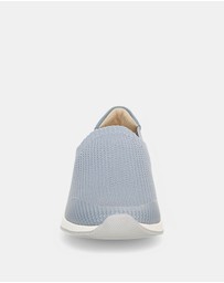 Naturalizer - Lafayette Slip-On Sneaker