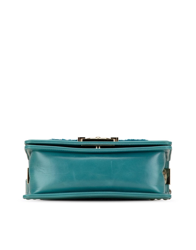 Pre-Loved by Azura Reborn - Pre-Loved chanel Pre-owned Boy Chanel Crossbody Teal Shearling