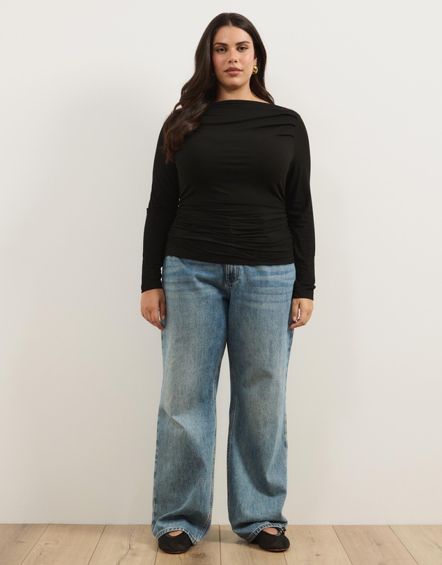 Atmos&Here Curvy - Etta Boat Neck Draped Top