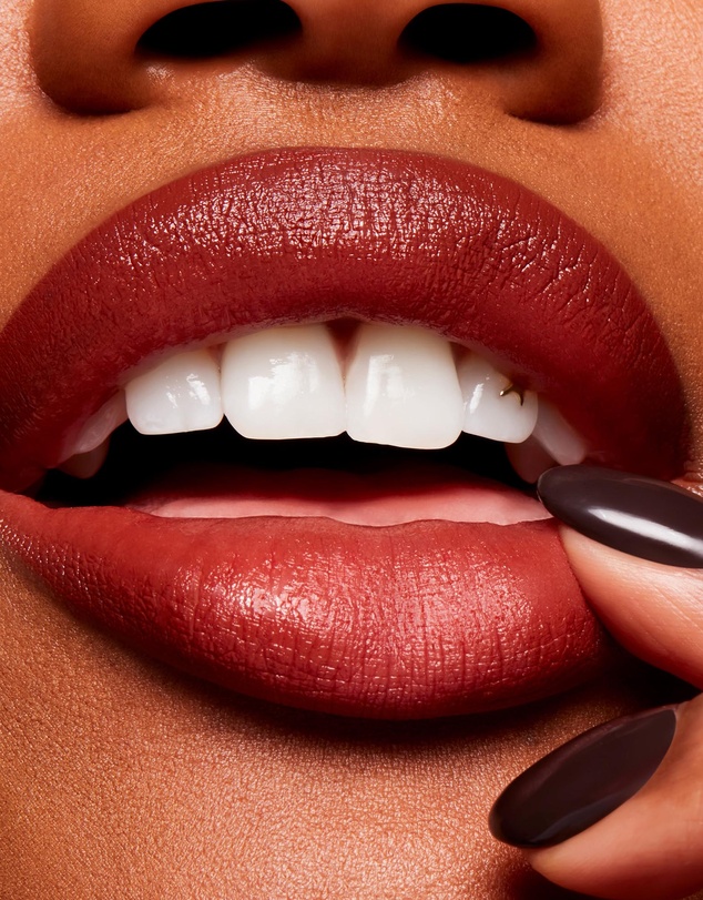 MAC - Powder Kiss Velvet Blur Slim Stick