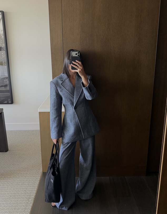 & Other Stories - Fitted Shoulder-Pad Wool Blazer