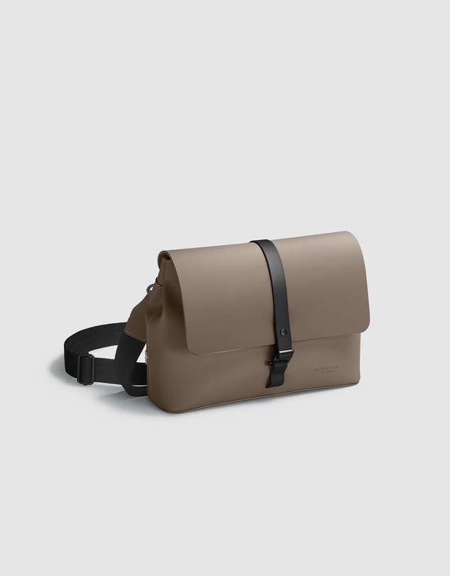 Gaston Luga - Splash - Medium Waterproof Crossbody Shoulder Carry Bag