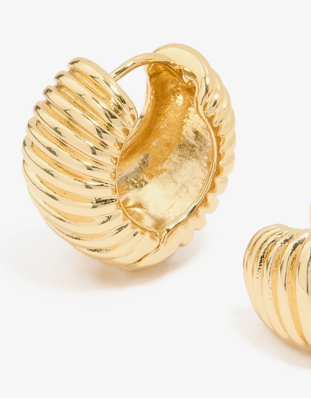 Lovisa - Gold Plated Brass Ribbed Graduated Huggie Earrings