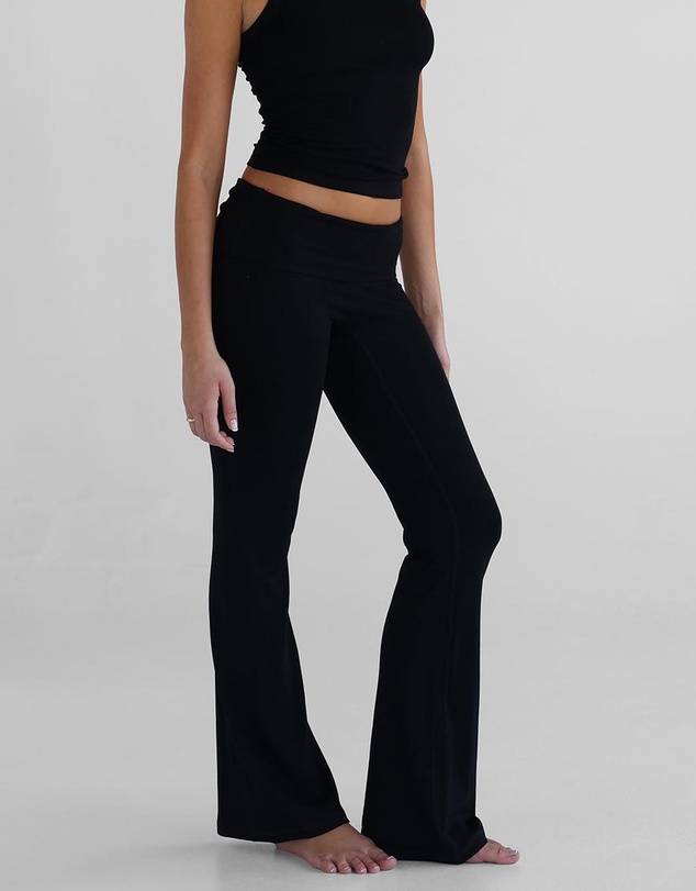 Leelo Active - Lounge Flare Pants