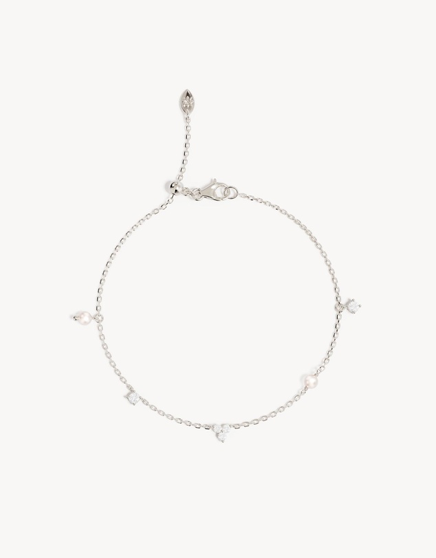 By Charlotte - Delicate Pearl and Crystal Bracelet