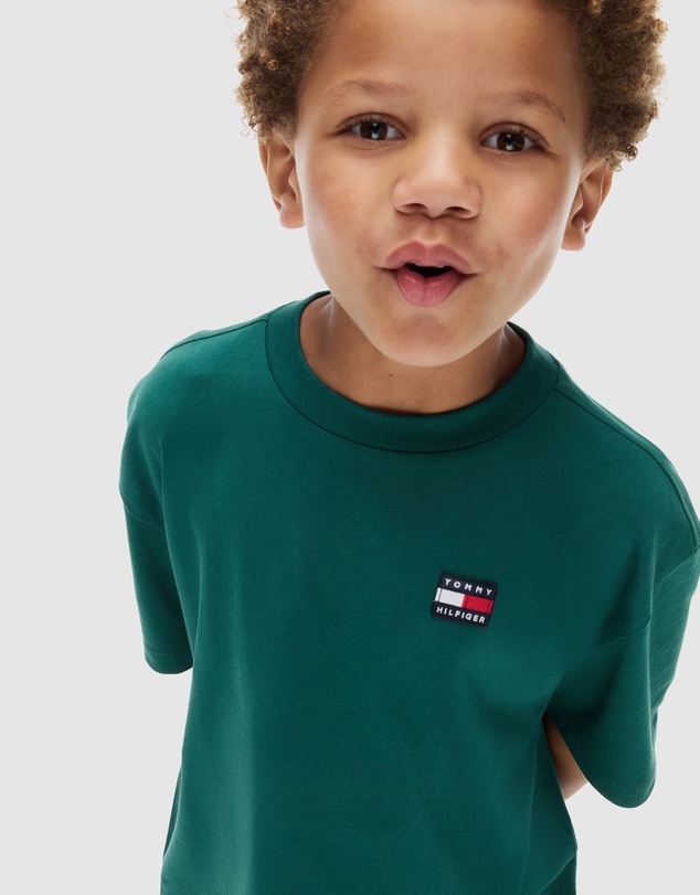 Tommy Hilfiger - Kids Unisex 8-16 Essential Flag Logo Jersey T-Shirt - Teens