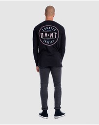 DVNT - C.C Badge Long Sleeve