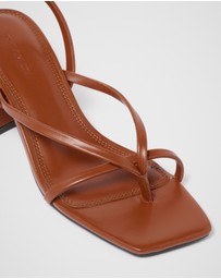 Forever New - Hallie Toe Thong Block Heeled Sandals