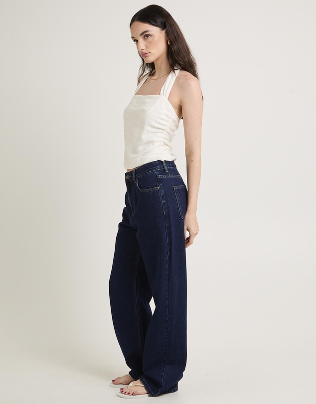 Subtitled - Myrel Gathered Halter