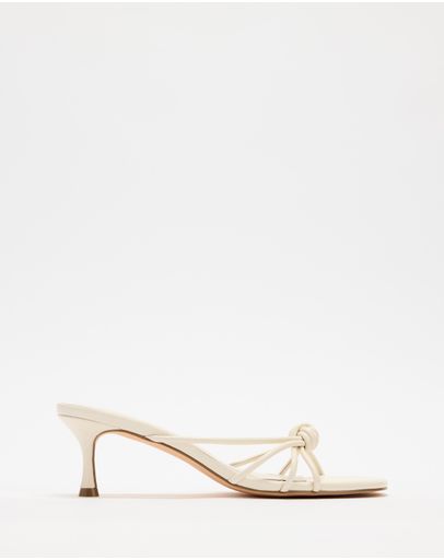 Vanilla Leather