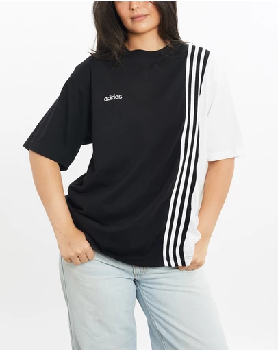 Vintage by The Real Deal - Pre Loved - Vintage Adidas Tee