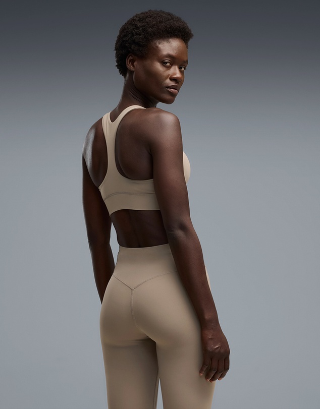 Puma - Shapeluxe Mid Sports Bra - Women