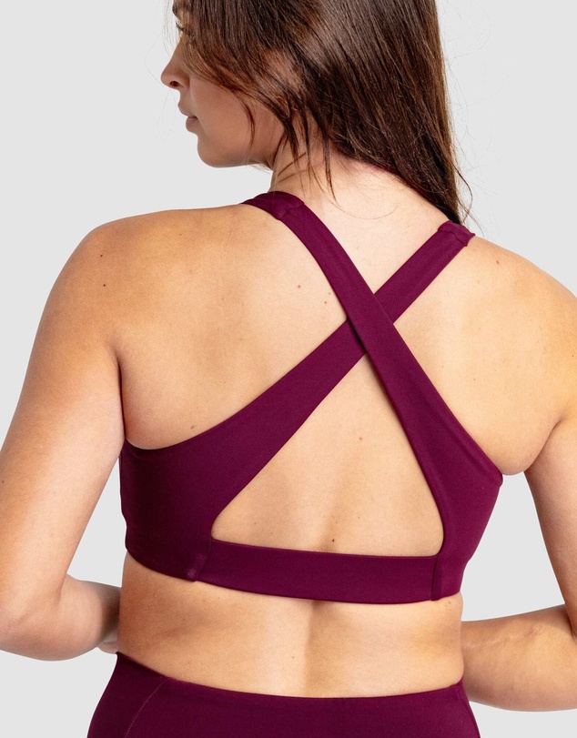 Doyoueven - Desire V-Neck Crop