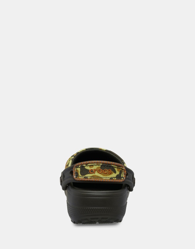 Crocs - Classic Crafted Camo Clogs - Kids