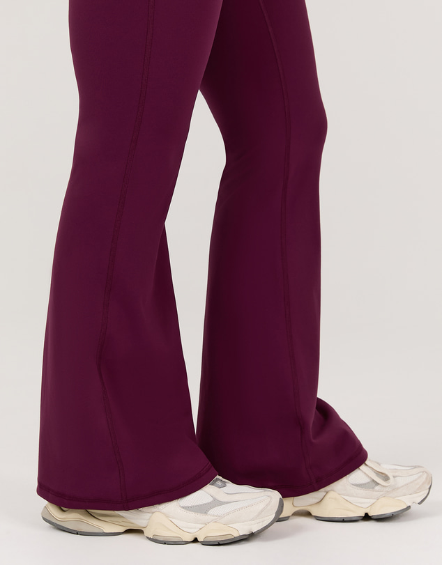 Muscle Republic - Luxe Bella Petite Flares
