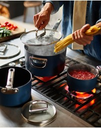 Joseph Joseph - Space 3-piece Non-stick Saucepan Set