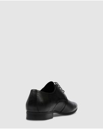 Tarocash - Odin Textured Dress Shoe
