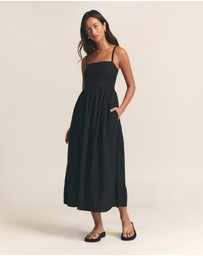 ST MRLO - Lanah Midi Dress