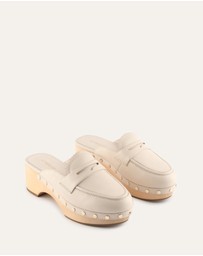 Jo Mercer - Drift Clogs