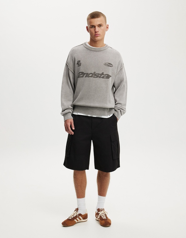Cotton On - Washed Graphic Crew Knit