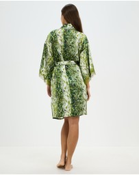 Sainted Sisters - Scarlett Silk Kimono