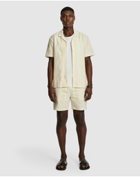 yd. - Sanders Stripe Short