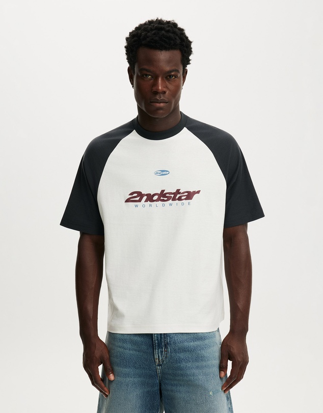 Cotton On - Cropped Fit Graphic T-Shirt