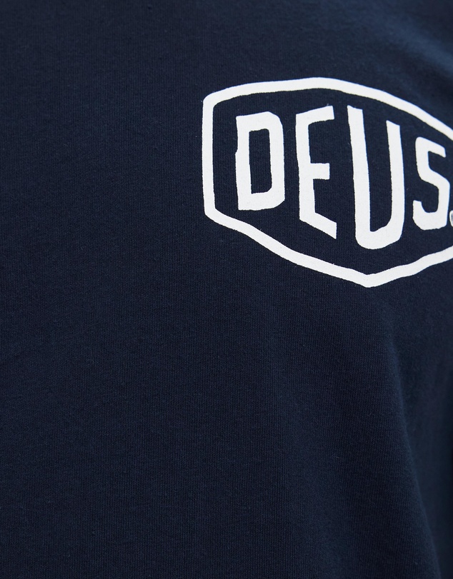 Deus Ex Machina - Camperdown Tee