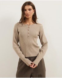 Atmos&Here - Lina Long Sleeve Knit Top