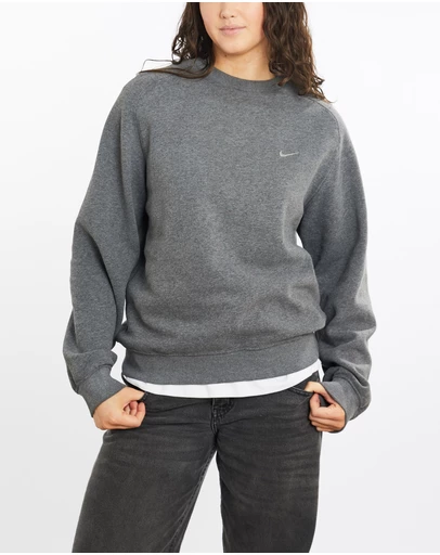 Vintage by The Real Deal - Pre Loved - Vintage Nike Sweatshirt