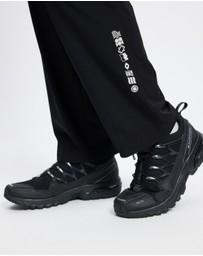 Left of Field Golf - Pleated Wide Leg Golf Trousers