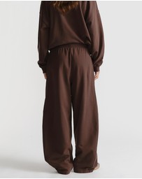 Decjuba - D-Luxe Washed Barrel Trackpants