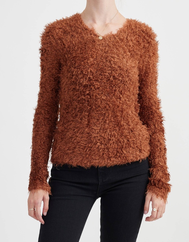 Amelius - Millie V Neck Knit