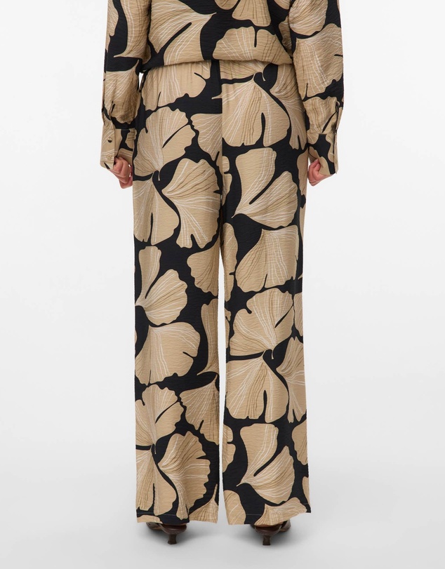 Vero Moda - Lucy Iben Straight Pants