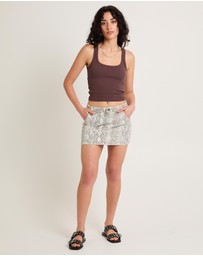 General Pants Co. Basics - Super Scoop Classic Tank Top