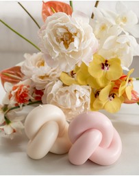 XRJ Celebrations - Addison Rose Candle