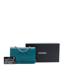 Pre-Loved by Azura Reborn - Pre-Loved CC Caviar Wallet On Chain