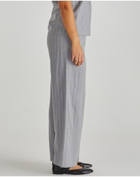 Sass - Petra Pant