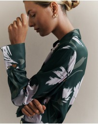 Trenery - Wilda Satin Shirt in Forest