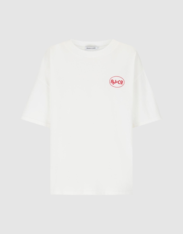 Araminta James - Chillin Tee