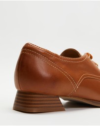 Mia Vita - Filly Oxford - Dark Tan
