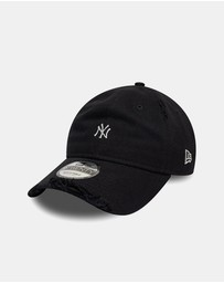 New Era - 9TWENTY New York Yankees Damaged Twill Cap