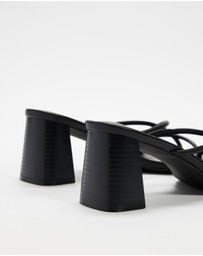 Dazie - Yasmine Block Heels
