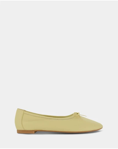 Senso - Callie
